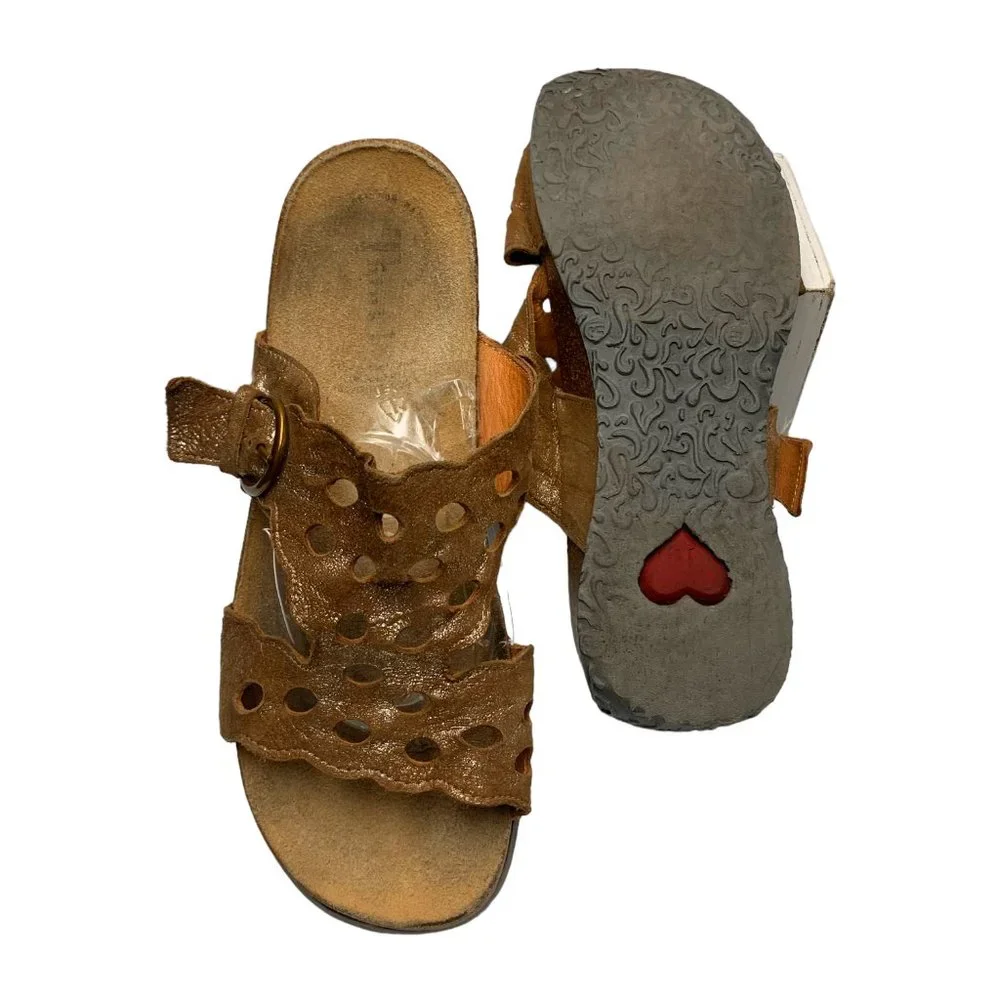 THINK! Mizzi Frosted‎ Leather T Strap Cut Out Buckle Sandals